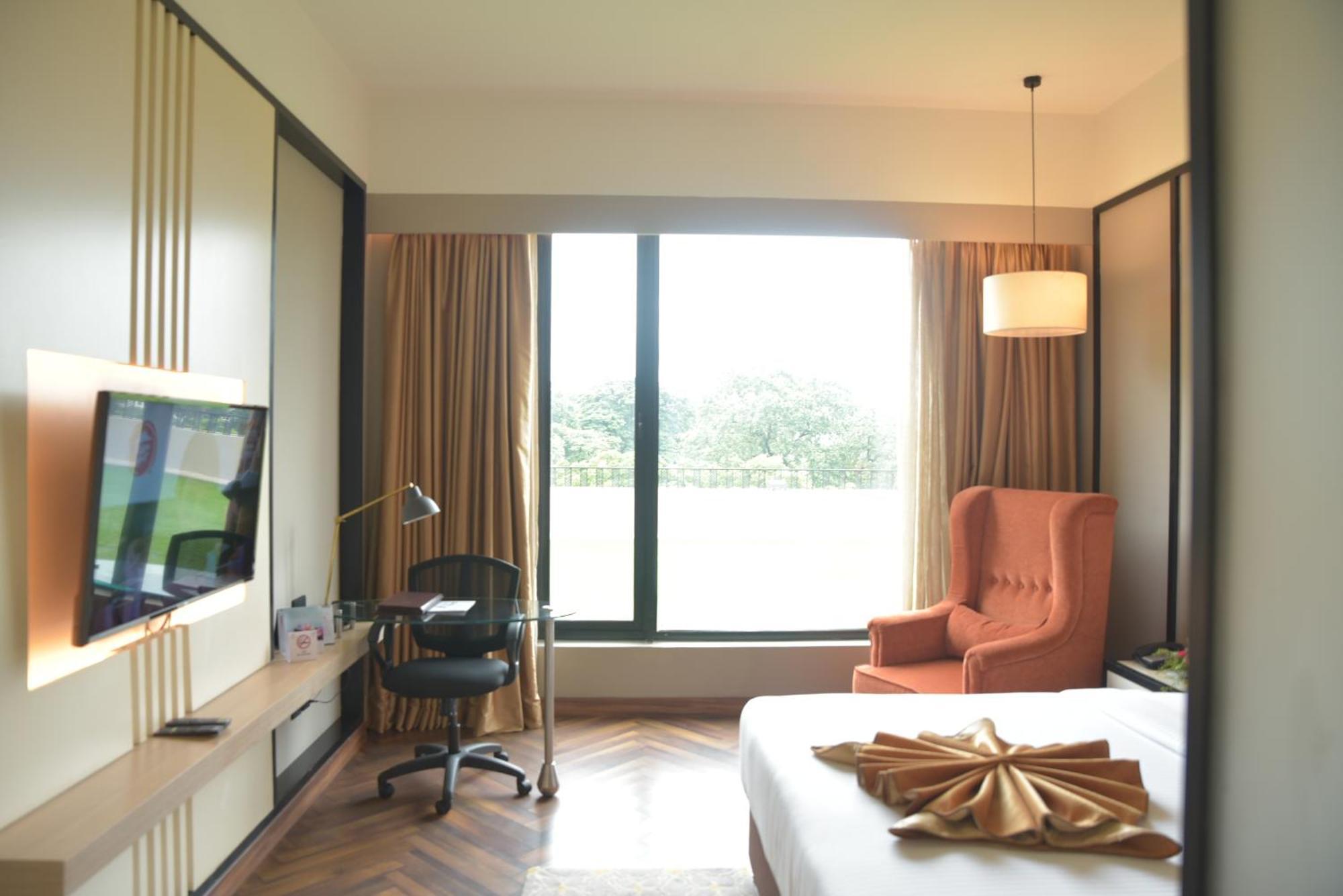 Hotel Polo Towers Agartala Eksteriør bilde